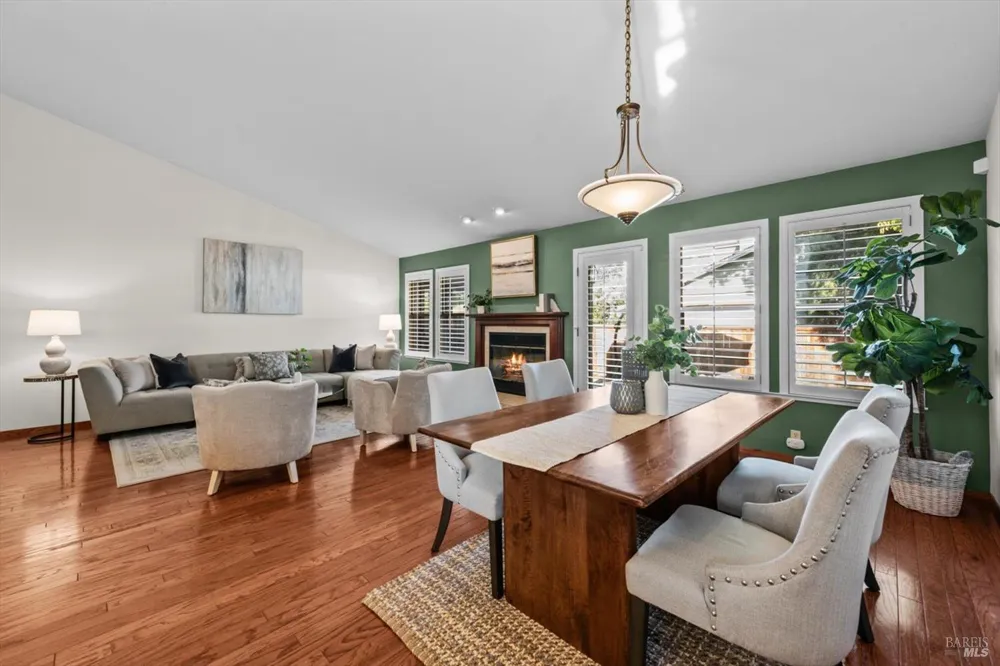 2004 Oak Circle Yountville, CA 94599