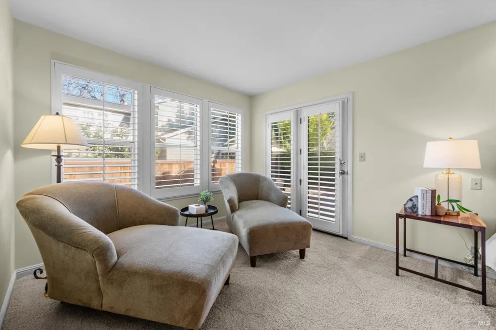 2004 Oak Circle Yountville, CA 94599