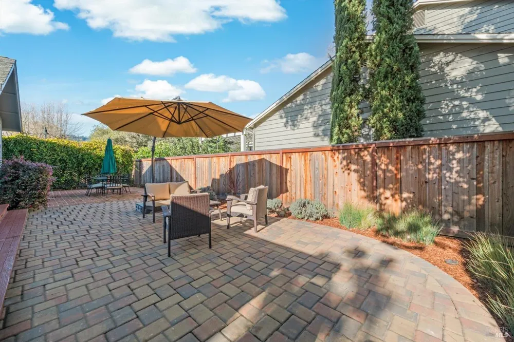2004 Oak Circle Yountville, CA 94599