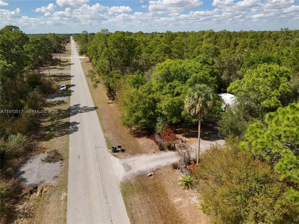 439 AVENIDA DEL SUR Clewiston, FL 33440