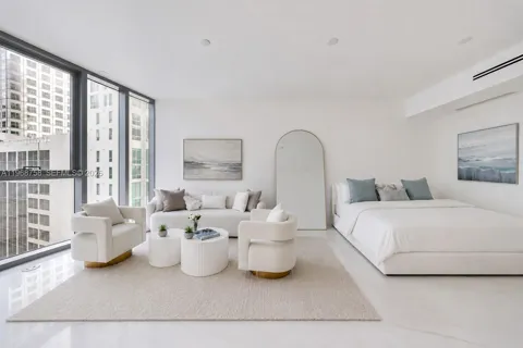 300 Biscayne Boulevard Way #1105C