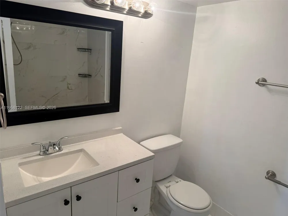 600 NE 36th St #820 Miami, FL 33137