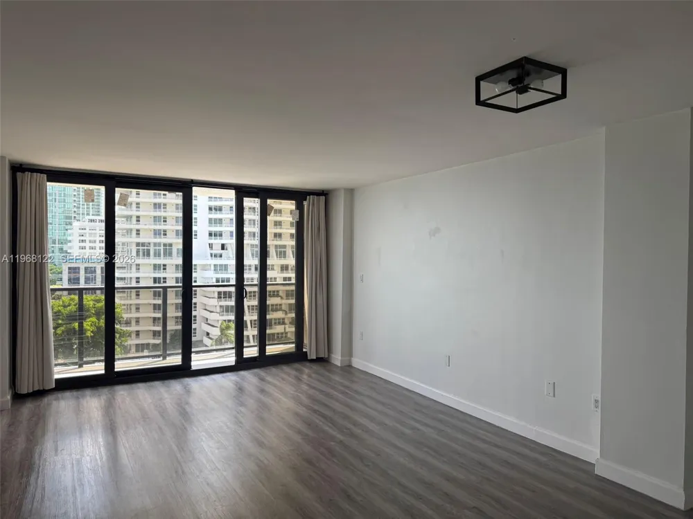 600 NE 36th St #820 Miami, FL 33137