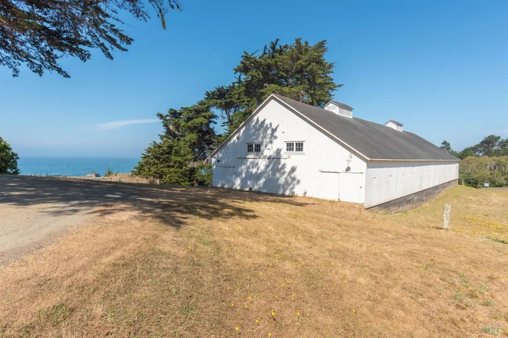 35411 Fly Cloud Road The Sea Ranch, CA 95497
