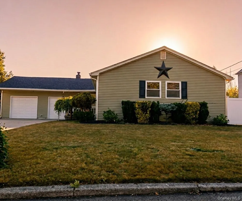 1458 Hummel Avenue Holbrook, NY 11741