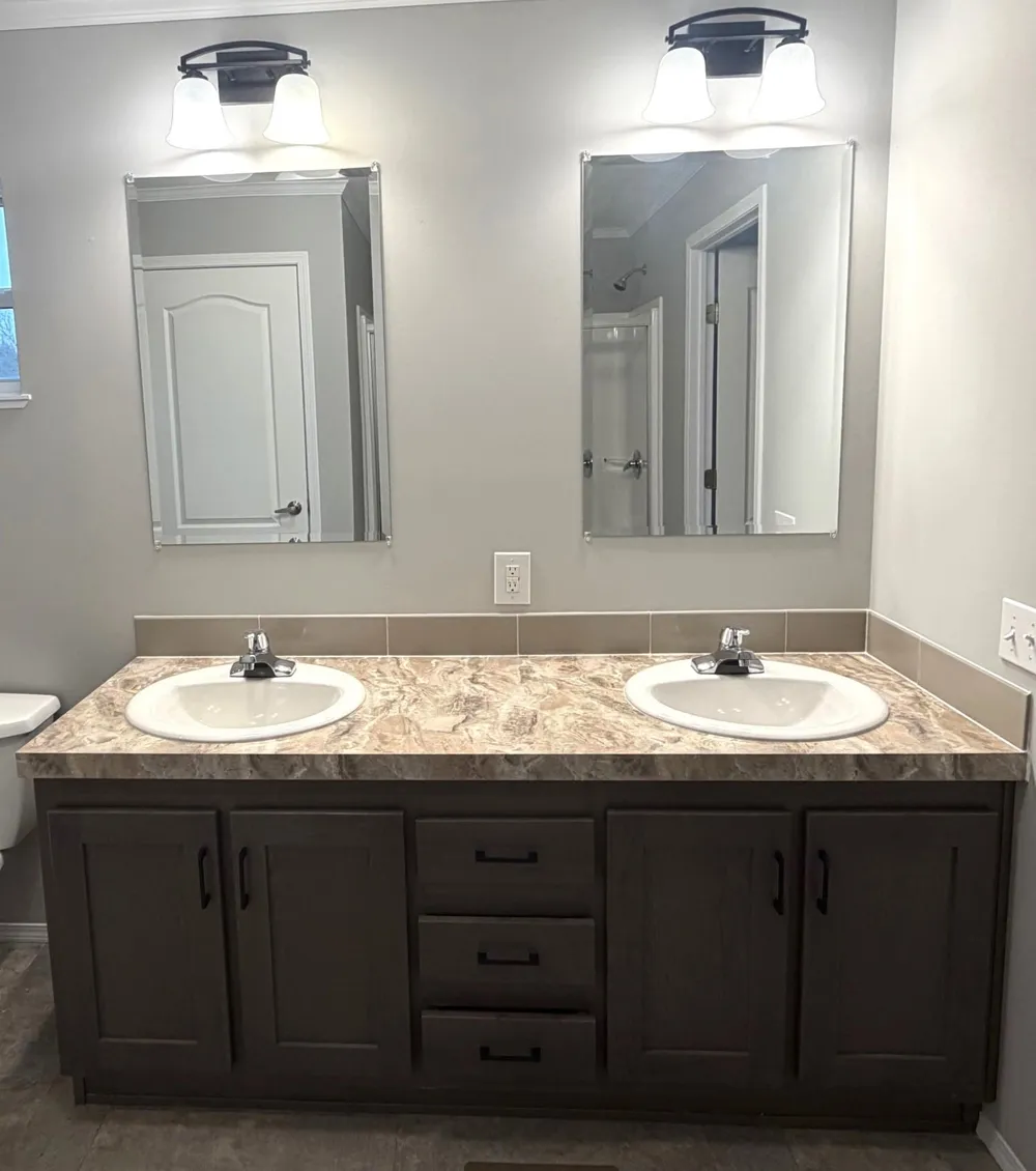 1211 Wellington Drive Union Charter Township, MI 48858
