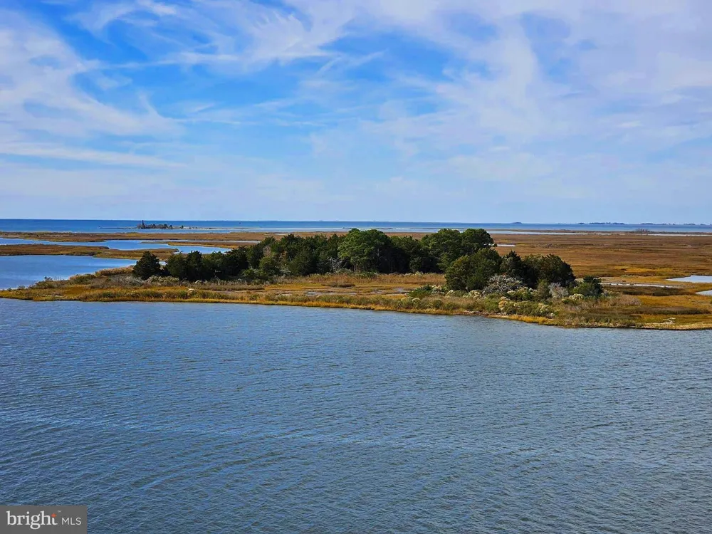 102 WILLIAMS STREET #209 Crisfield, MD 21817