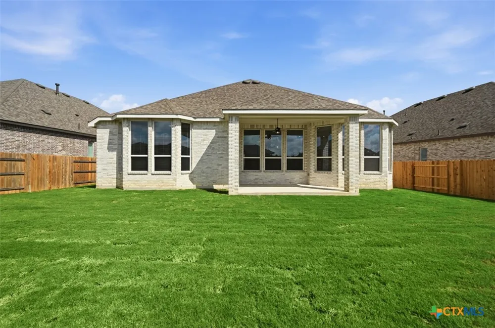 164 Stock Pond Trail Kyle, TX 78640