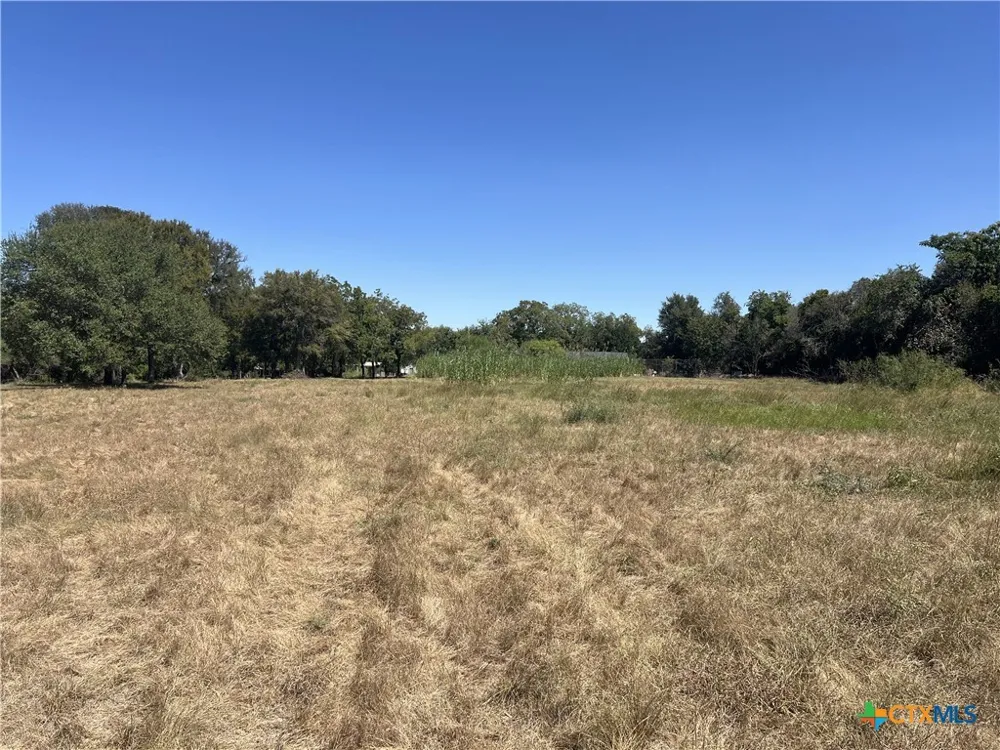 415 Hickory Avenue New Braunfels, TX 78130