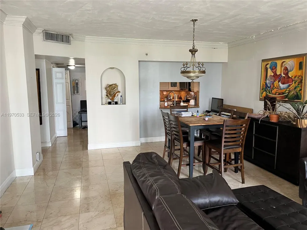 520 Brickell Key Dr #A610 Miami, FL 33131