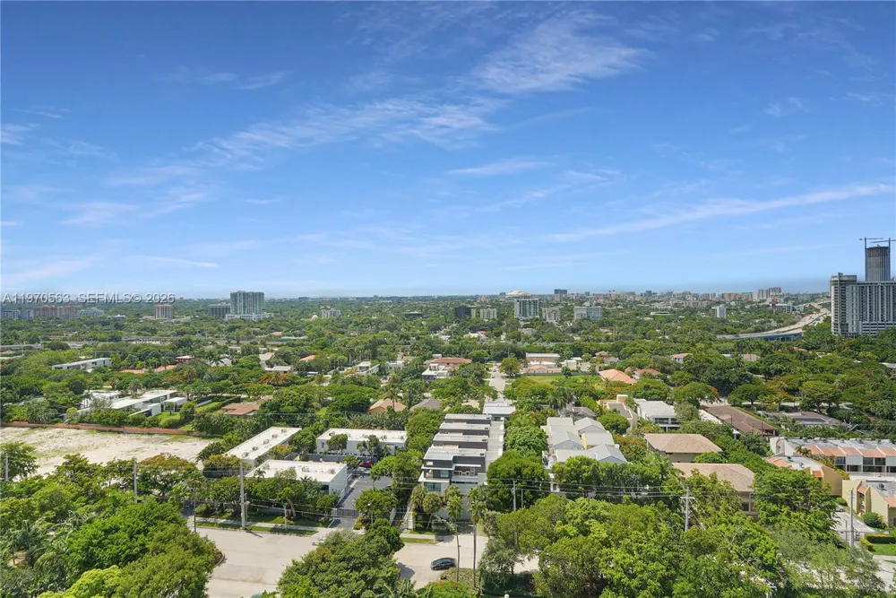 2101 Brickell Ave #1812 Miami, FL 33129