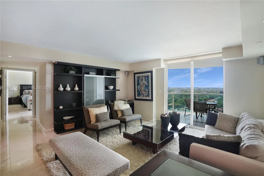 2101 Brickell Ave #1812 Miami, FL 33129