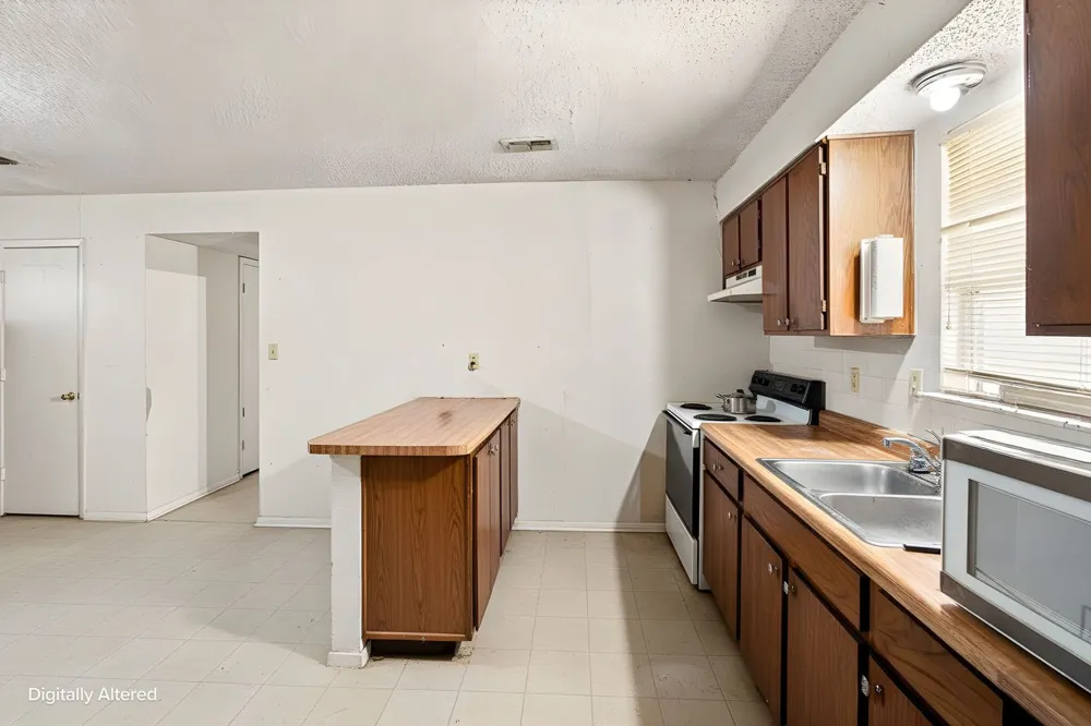 1537 Coral Cut Off Pelican Bay, TX 76020