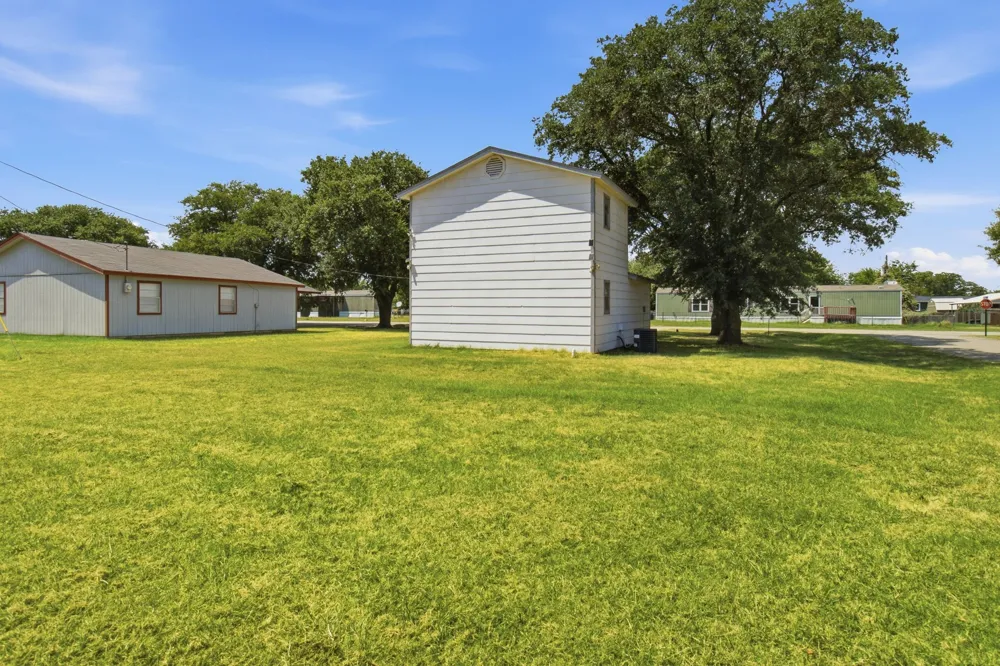 1537 Coral Cut Off Pelican Bay, TX 76020