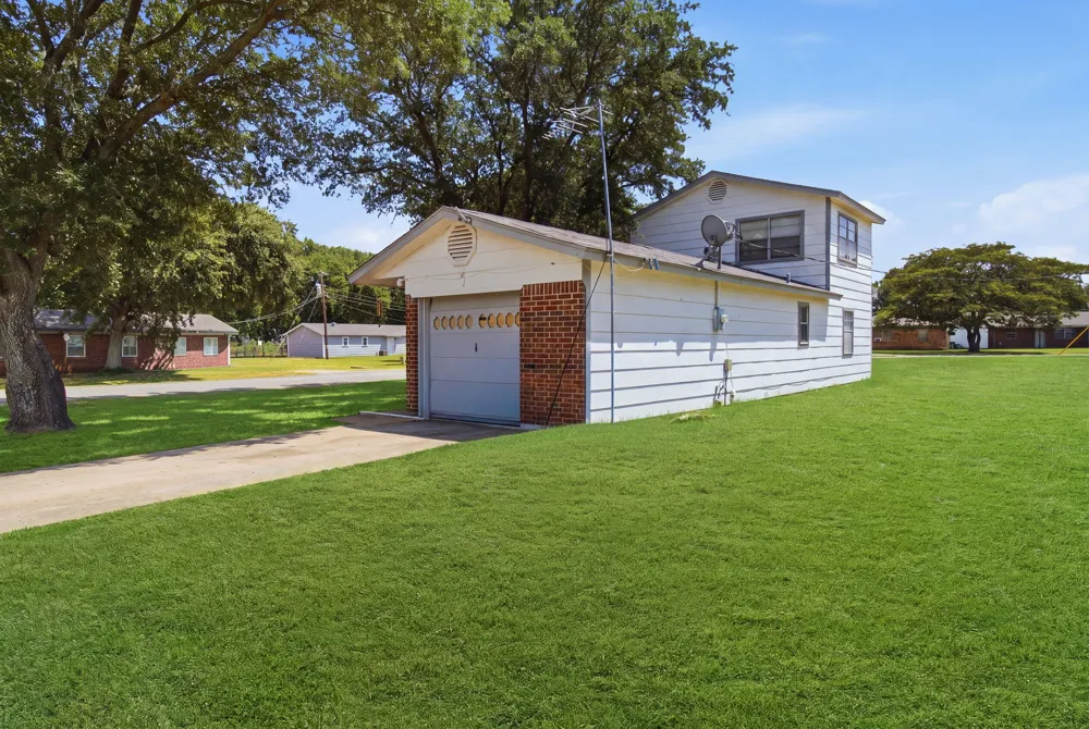 1537 Coral Cut Off Pelican Bay, TX 76020
