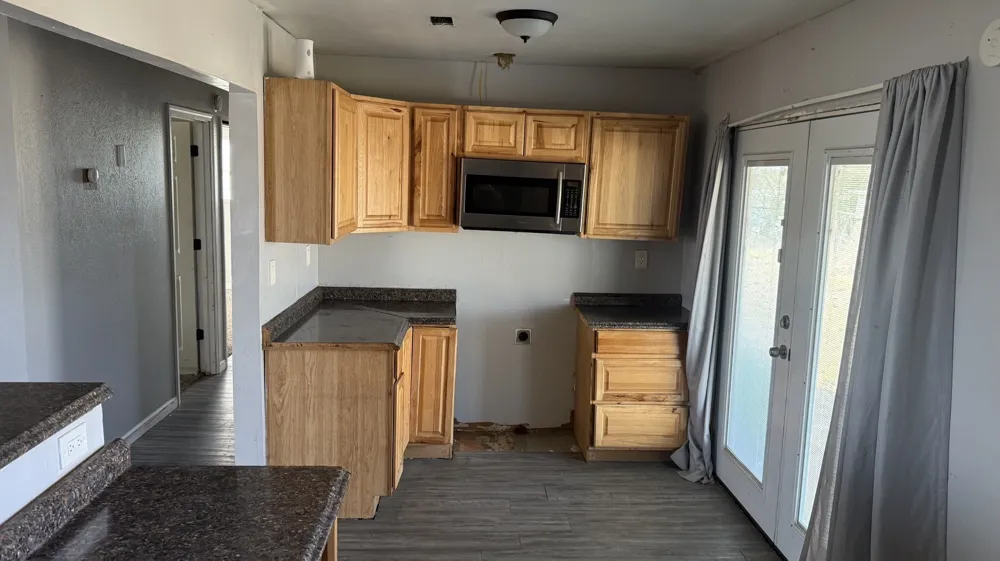 5194 County Road 15200 Deport, TX 75435