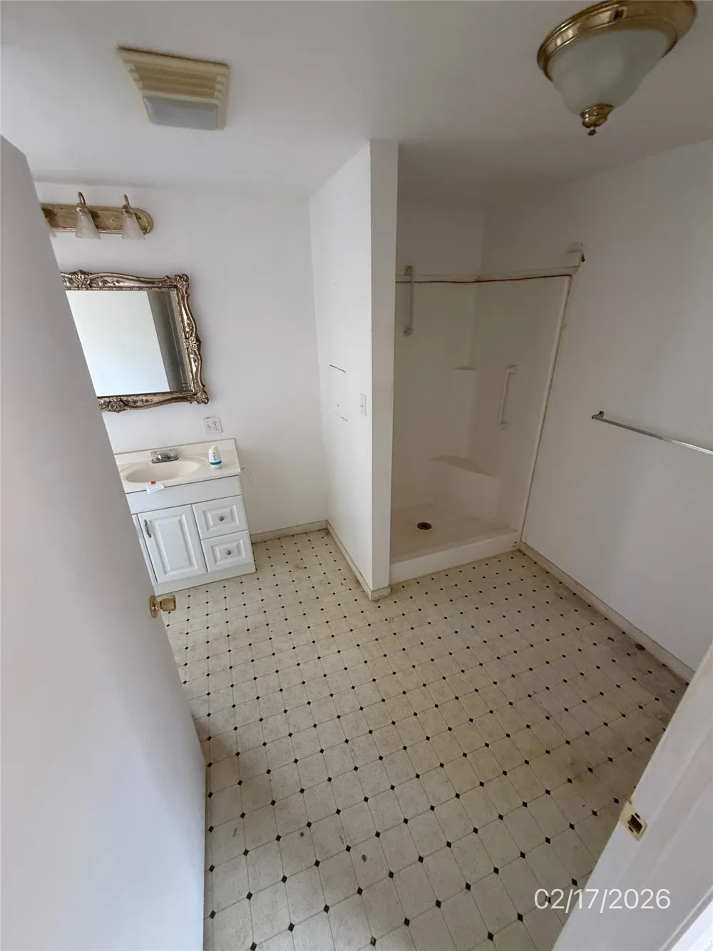 1007 Private Road 2002 Giddings, TX 78659