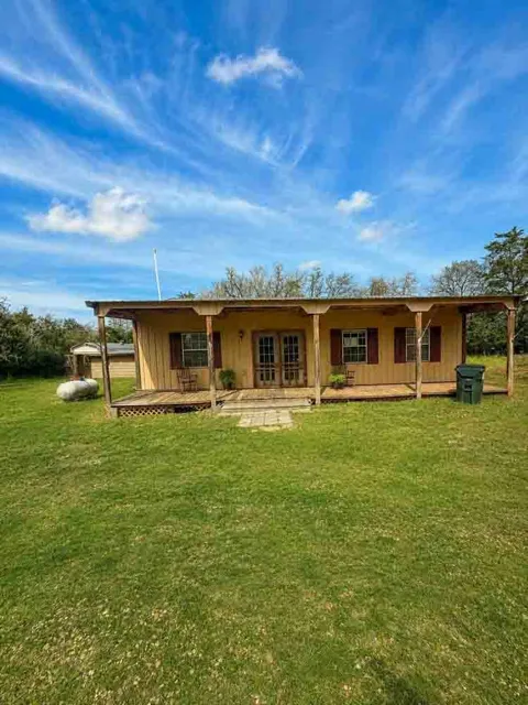 1007 Private Road 2002