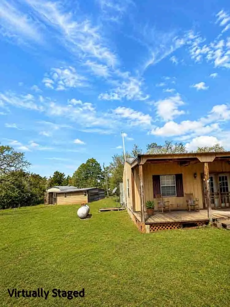 1007 Private Road 2002 Giddings, TX 78659