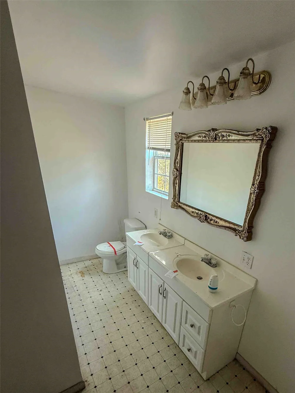 1007 Private Road 2002 Giddings, TX 78659