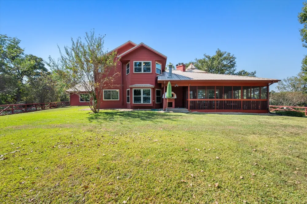 195 Highview Streetman, TX 75859