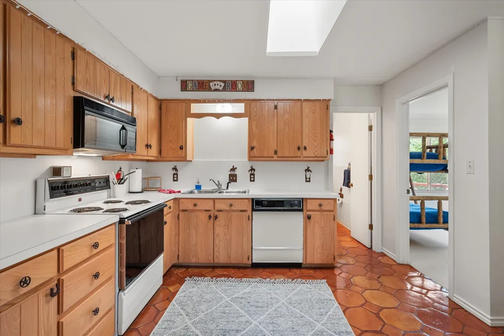 195 Highview Streetman, TX 75859
