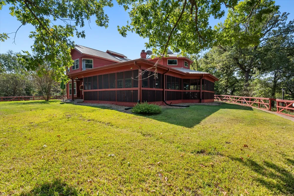 195 Highview Streetman, TX 75859
