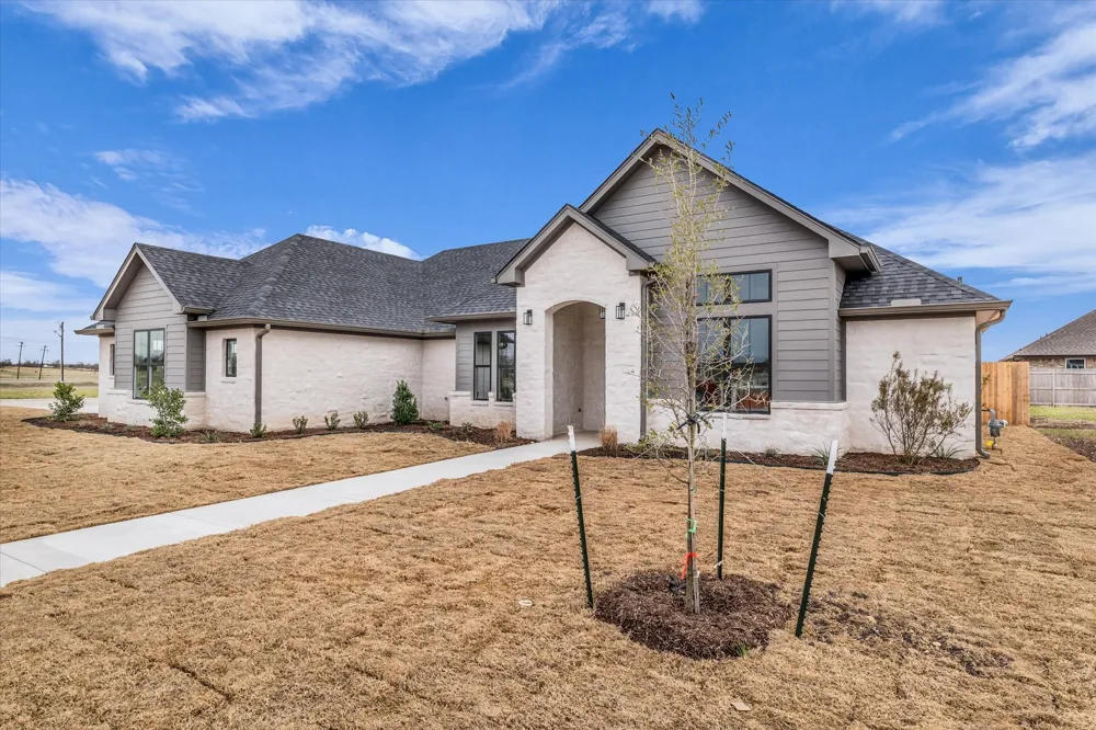 115 Cattail Court Robinson, TX 76706