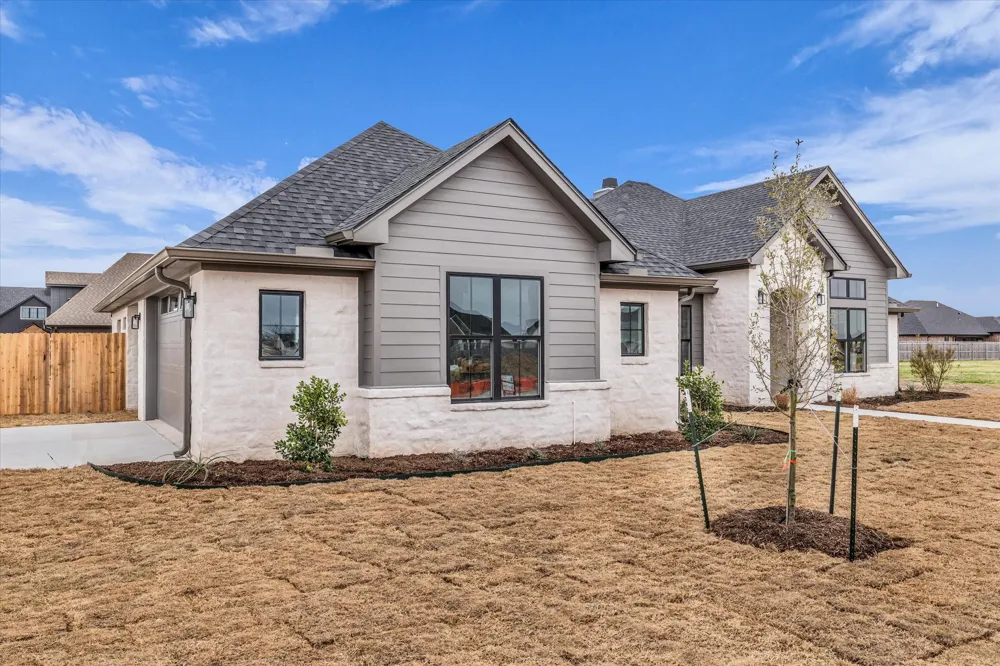 115 Cattail Court Robinson, TX 76706