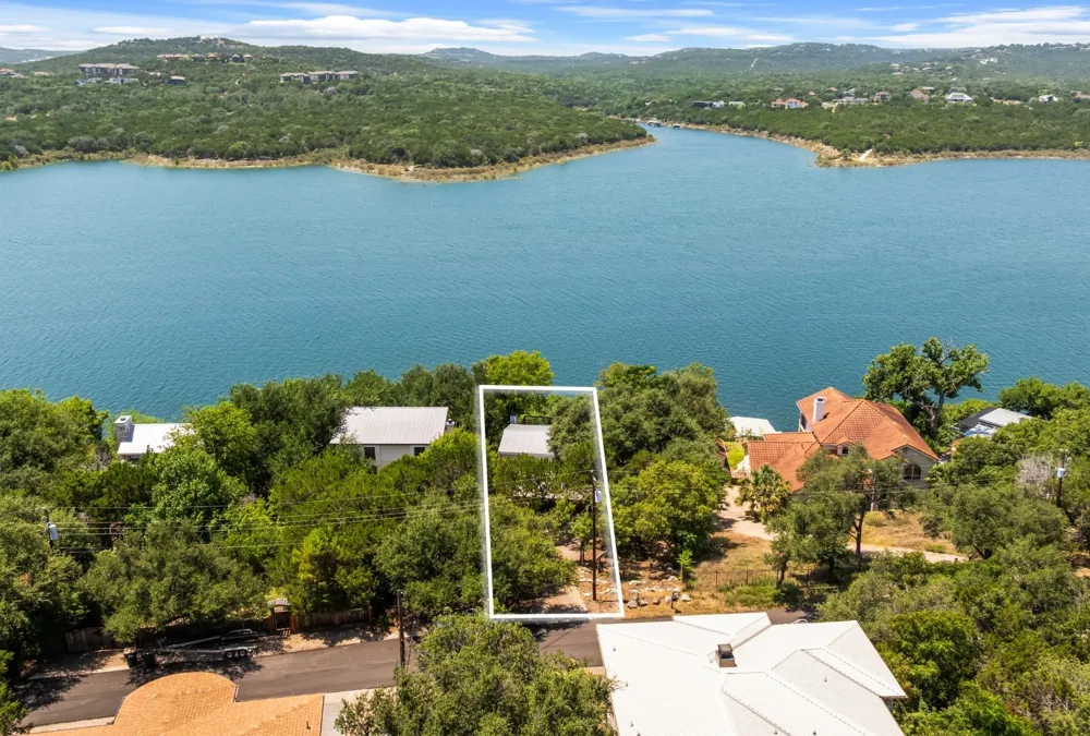 8124 Joy Road Volente, TX 78641