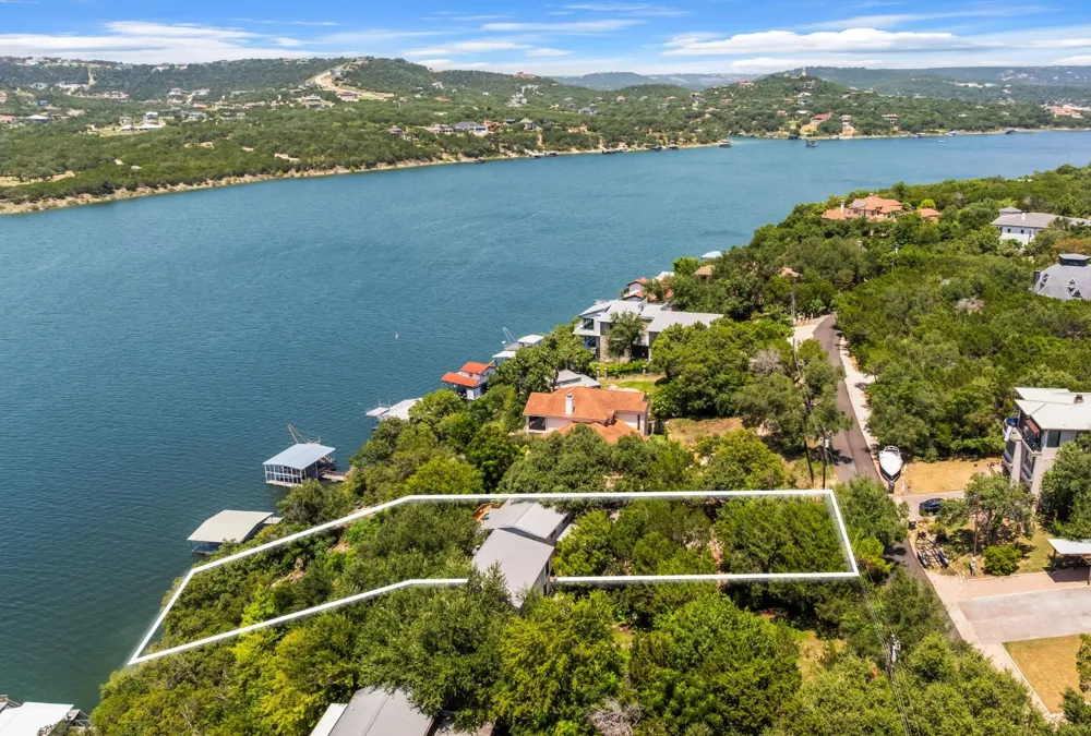 8124 Joy Road Volente, TX 78641