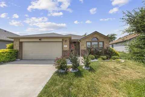 2513 Petersburg Lane