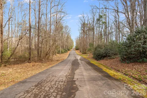 00 Old Haywood Road