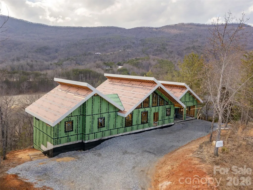 788 E Deep Gap Farm Road Mill Spring, NC 28756
