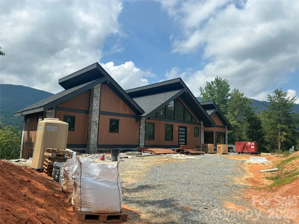 788 E Deep Gap Farm Road Mill Spring, NC 28756