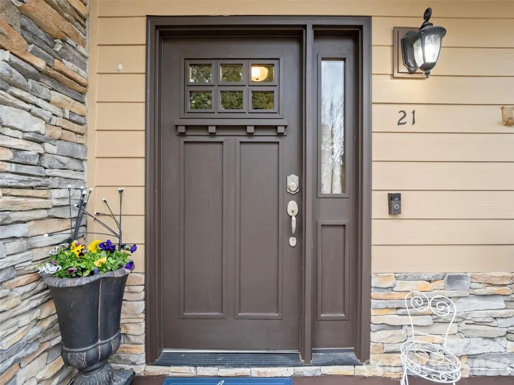 21 Jeff Drive Asheville, NC 28806