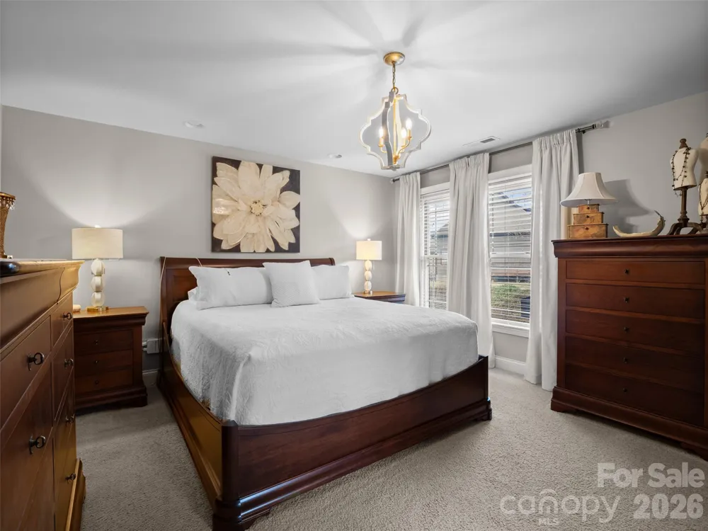 21 Jeff Drive Asheville, NC 28806