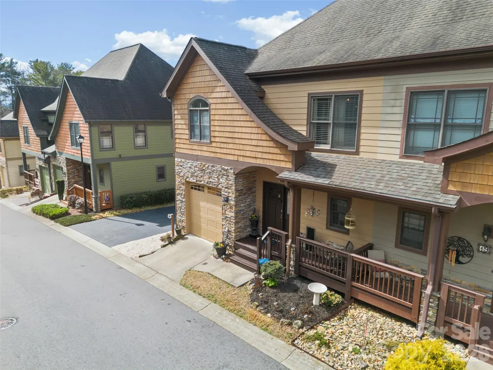 21 Jeff Drive Asheville, NC 28806