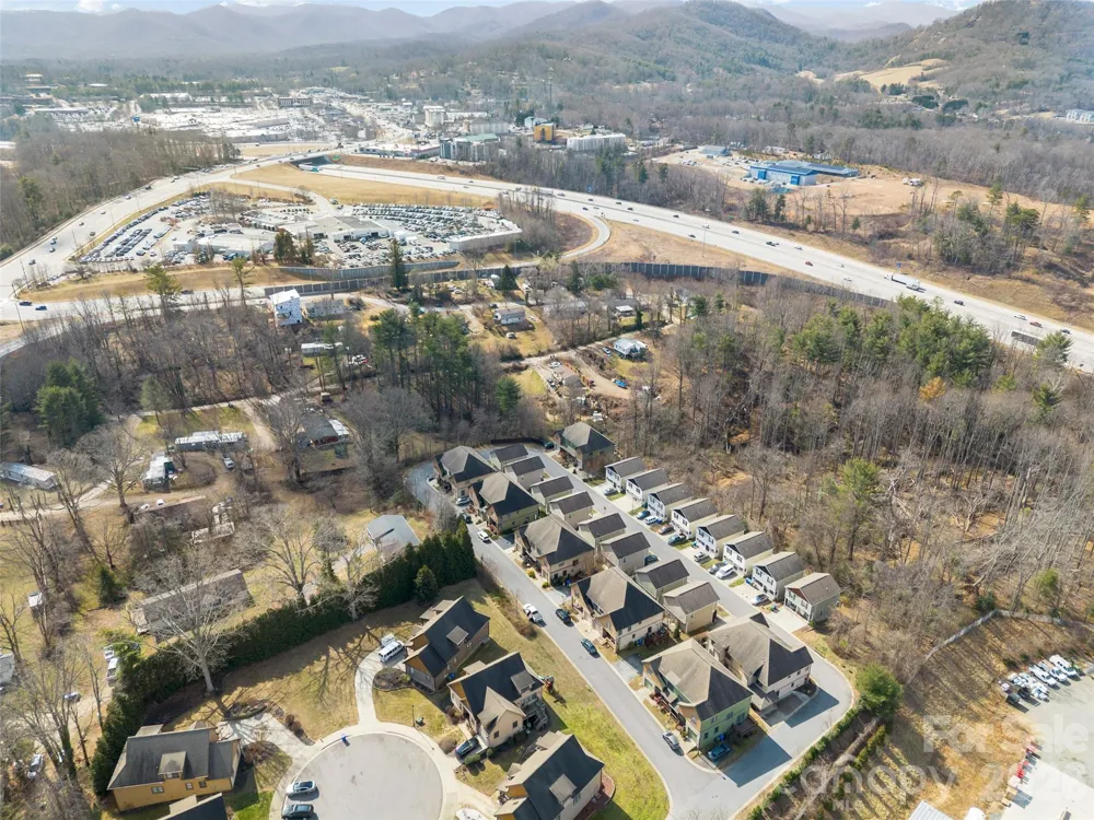 21 Jeff Drive Asheville, NC 28806
