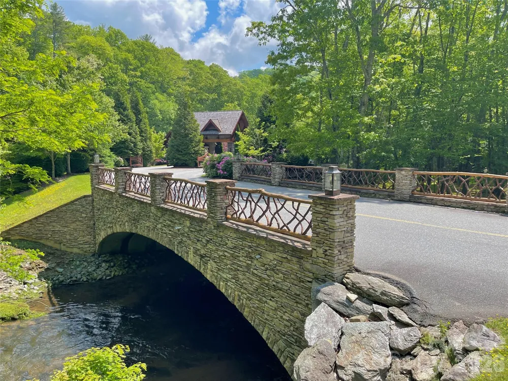 #203 Thunderhill Trail #203 Blowing Rock, NC 28605