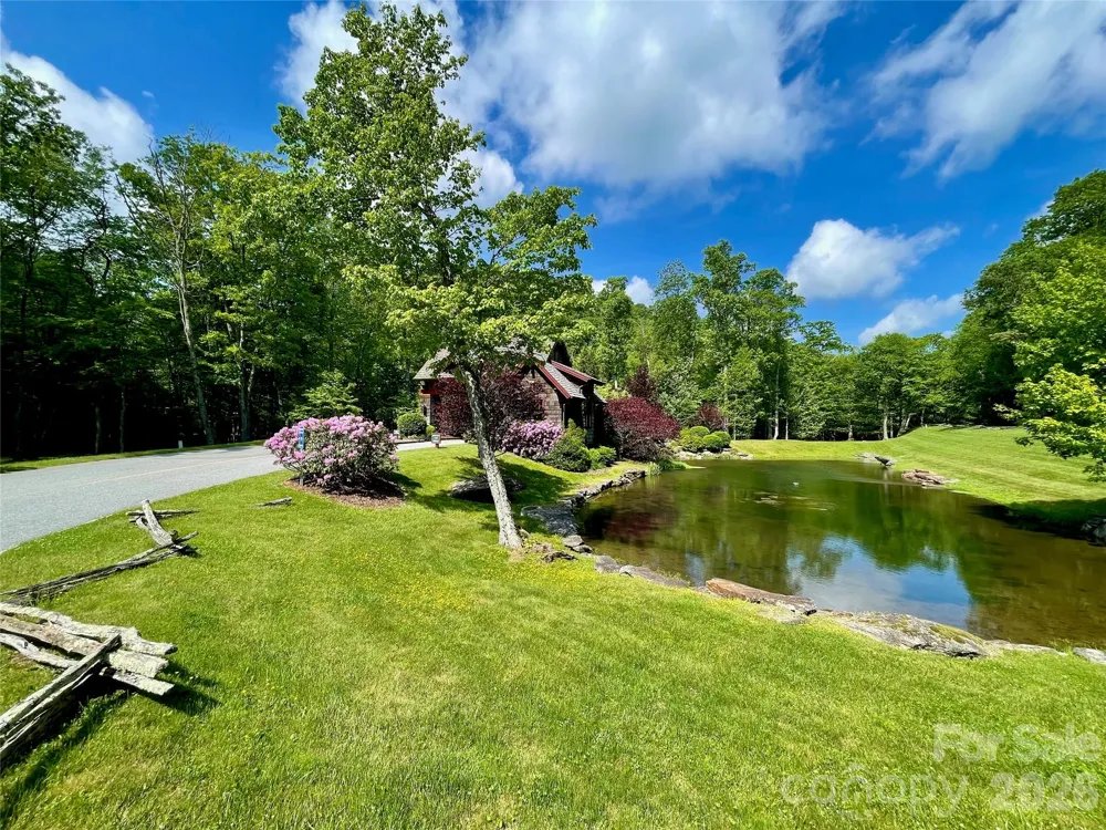 #203 Thunderhill Trail #203 Blowing Rock, NC 28605