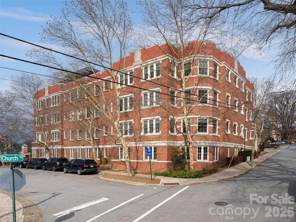 61 Church Street #103 Asheville, NC 28801