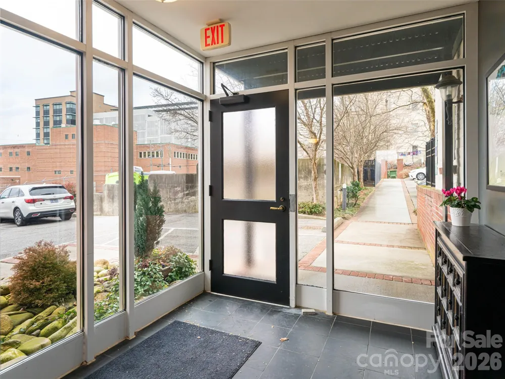 61 Church Street #103 Asheville, NC 28801