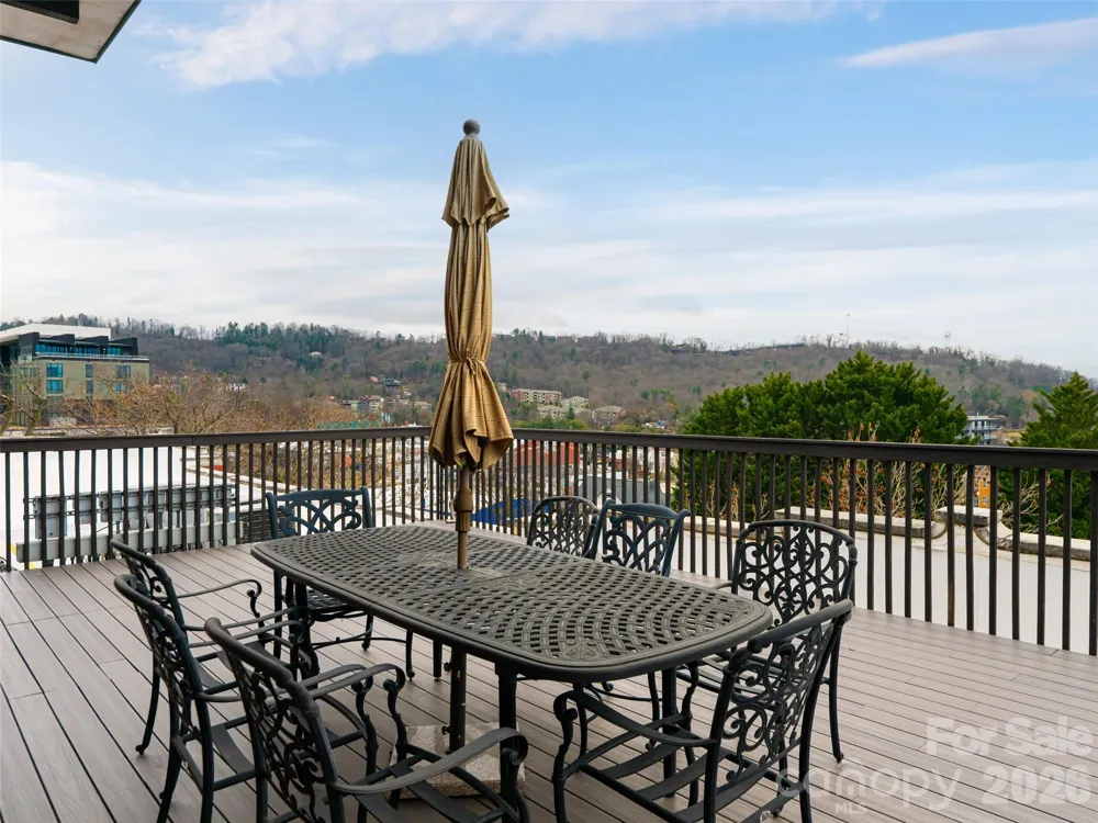 61 Church Street #103 Asheville, NC 28801