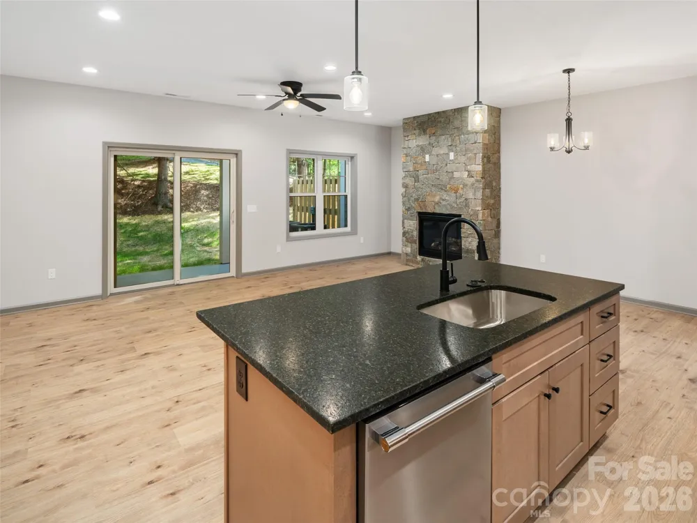 100 Red Twig Lane #Unit 102 Burnsville, NC 28704