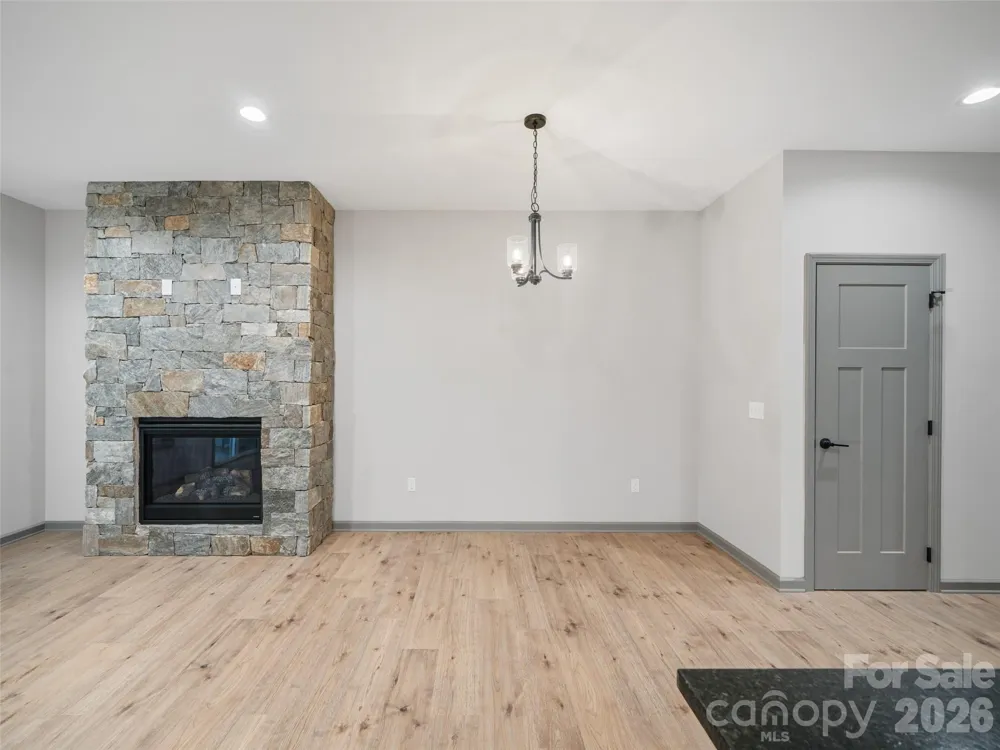 100 Red Twig Lane #Unit 102 Burnsville, NC 28704