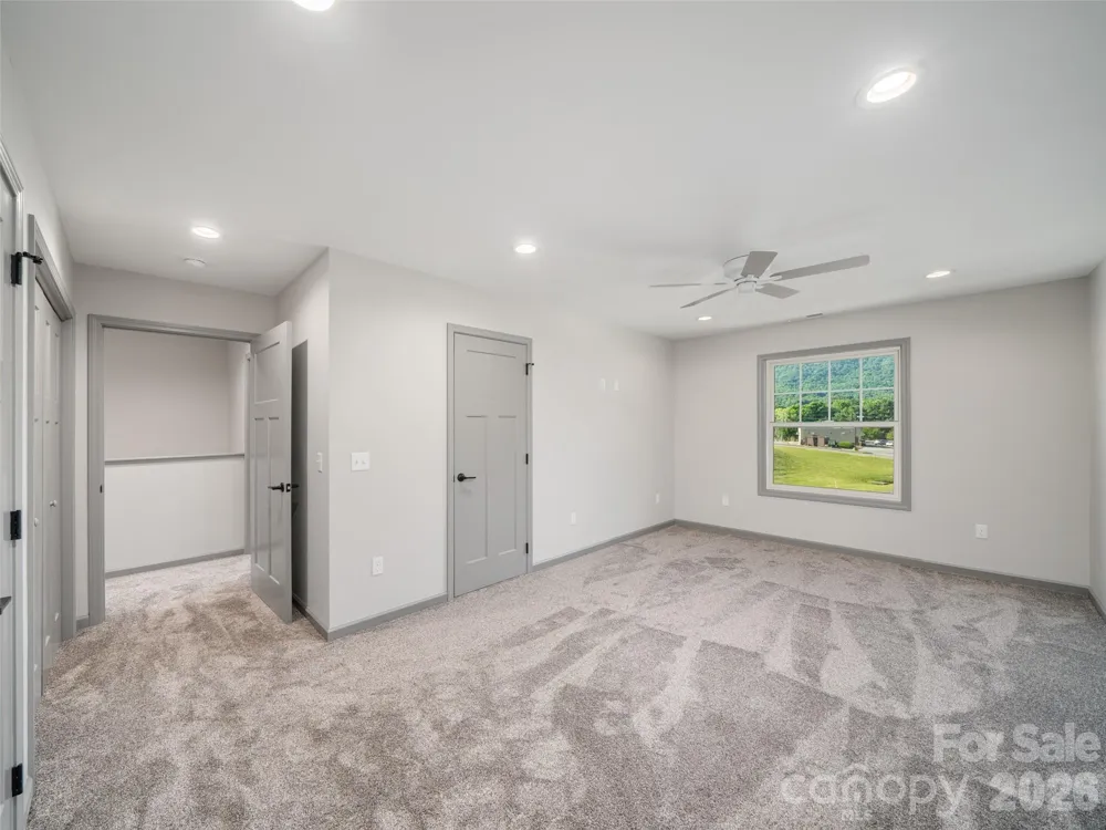 100 Red Twig Lane #Unit 102 Burnsville, NC 28704