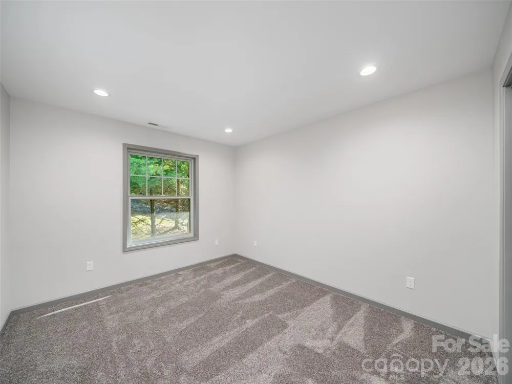 100 Red Twig Lane #Unit 102 Burnsville, NC 28704