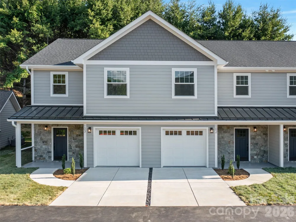 100 Red Twig Lane #Unit 102 Burnsville, NC 28704