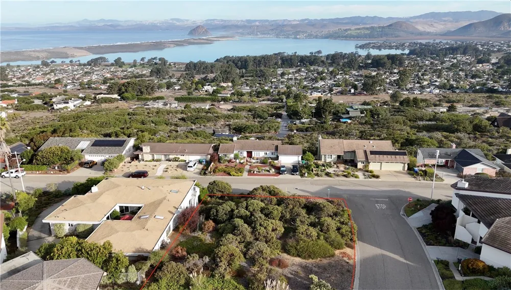 2796 Crockett Circle Los Osos, CA 93402